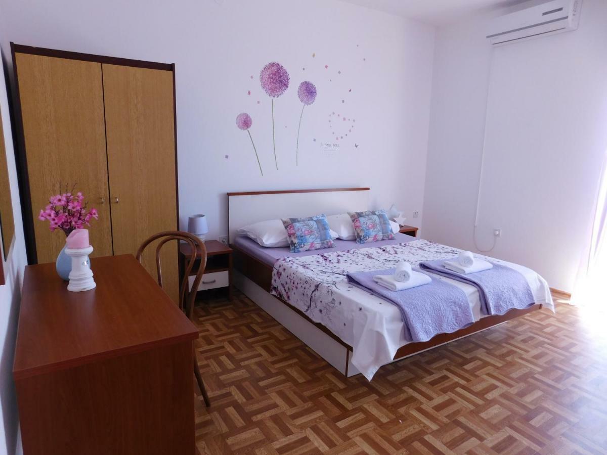 Guest House Ivanka Đảo Hvar Ngoại thất bức ảnh
