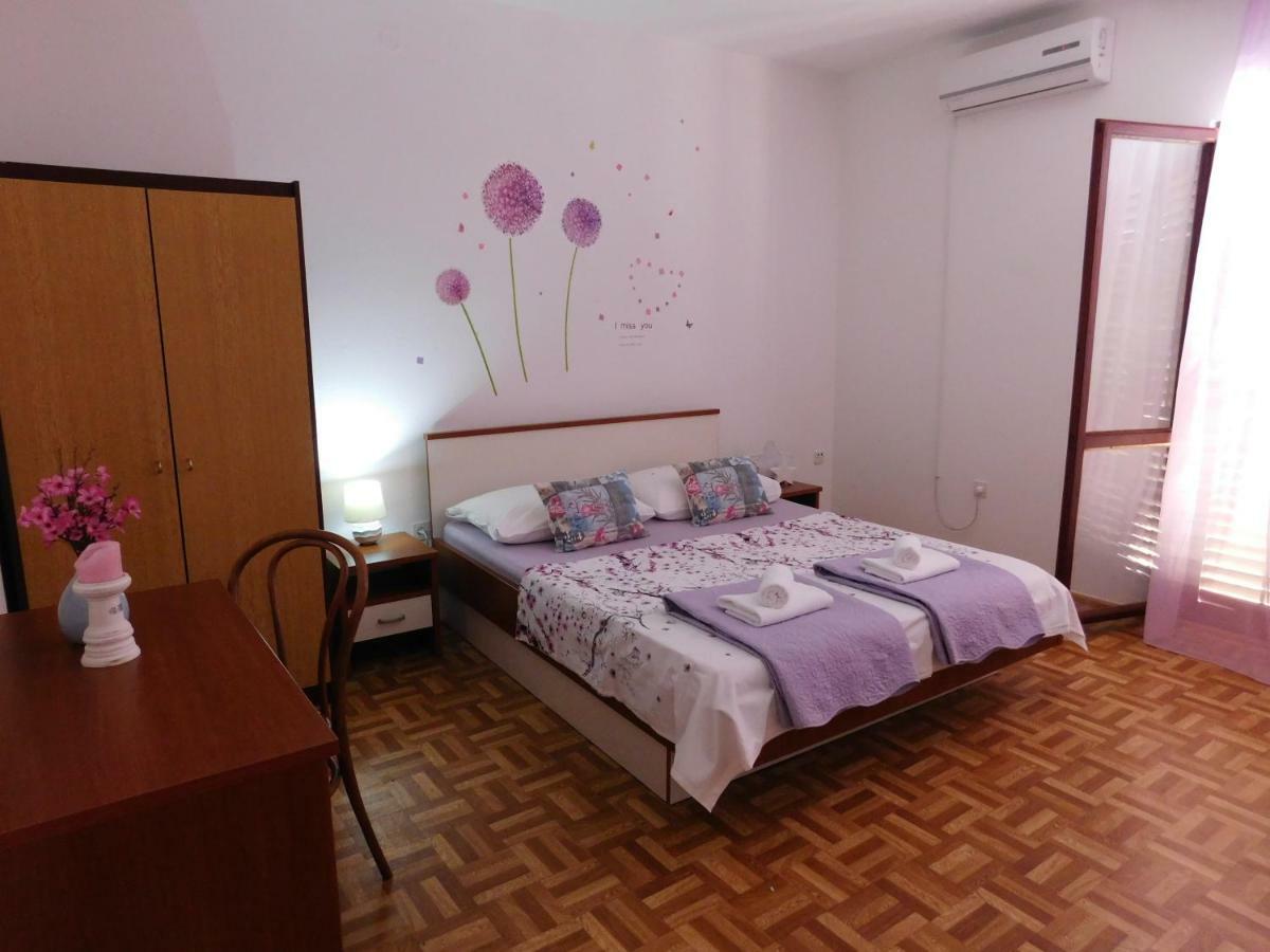 Guest House Ivanka Đảo Hvar Ngoại thất bức ảnh