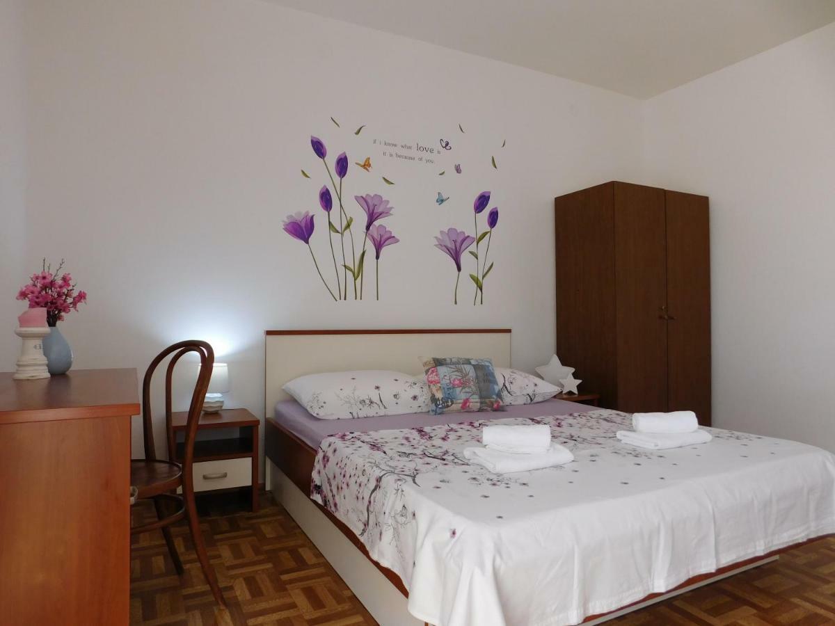 Guest House Ivanka Đảo Hvar Ngoại thất bức ảnh