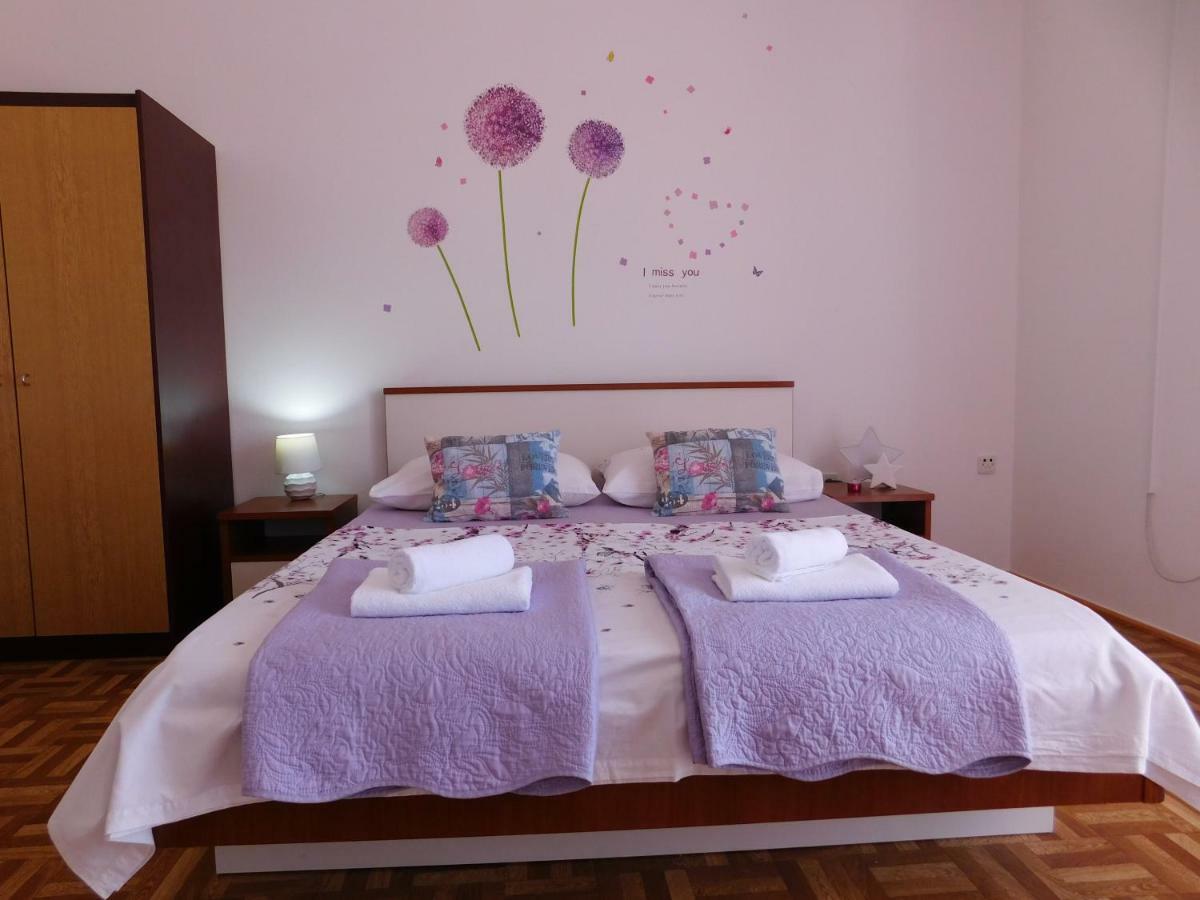 Guest House Ivanka Đảo Hvar Ngoại thất bức ảnh